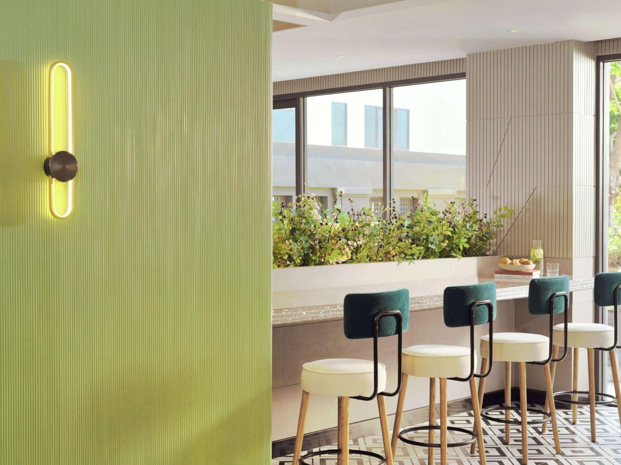 Tribe Living Bangkok Sukhumvit 39 By Accorhotels Exterior photo